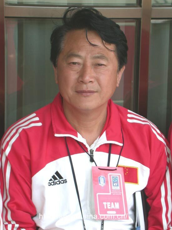 邵佳一执教首秀2比0胜库拉索 创五年国足主帅开