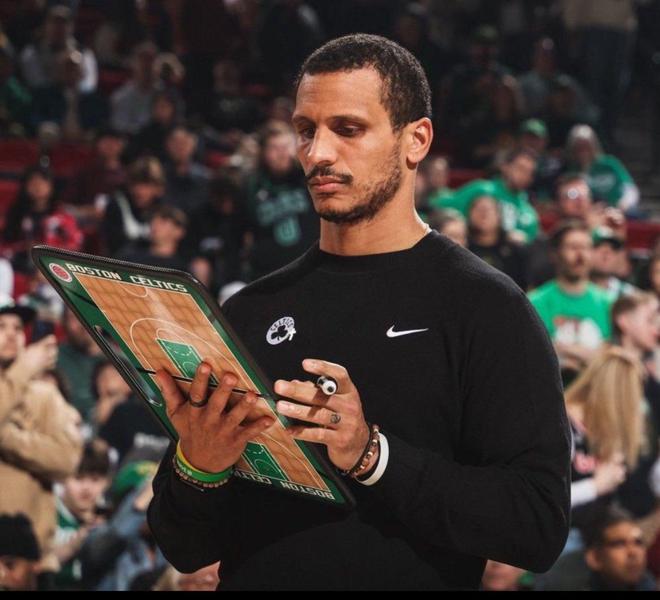 波士顿凯尔特人四年攻防效率登顶打破NBA历史铁