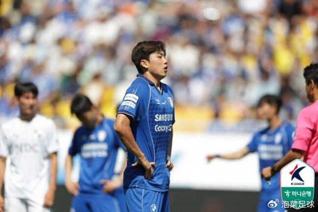 水原三星蓝翼主场险胜釜山争议判罚成焦点