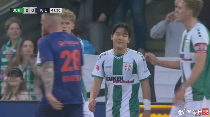 水原三星蓝翼主场险胜釜山争议判罚成焦点